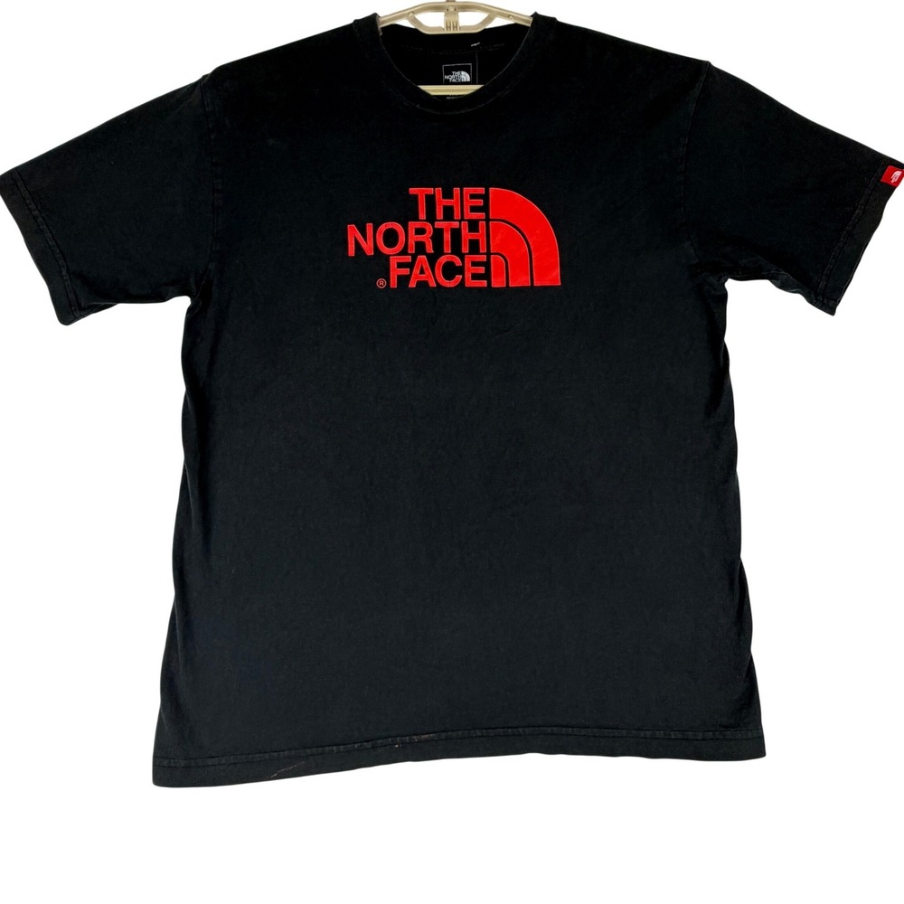 The North Face T Shirt Mens M Black Red Big Logo Cotton Graphic Tee
